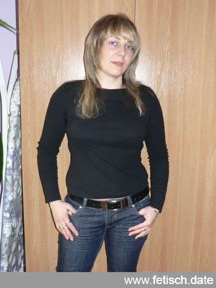Hausfrau Single in Jeans sucht einen Sexkontakt